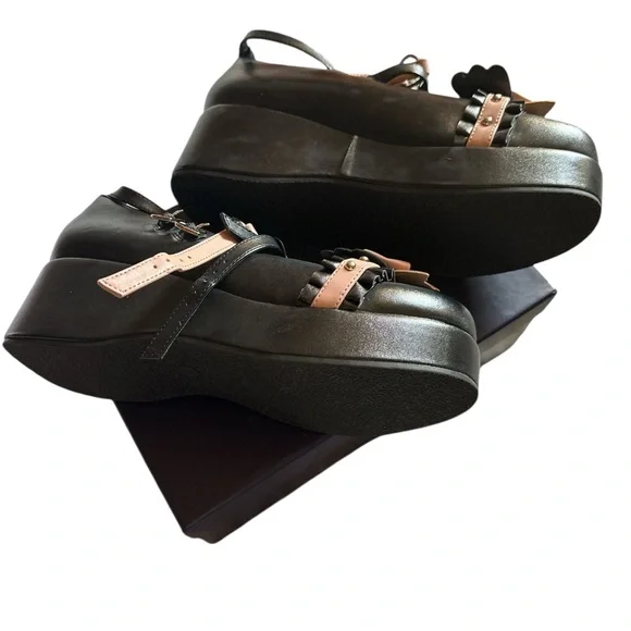 Mary Jane Black and Pink Women's gothic shoes - Picture 5 of 6